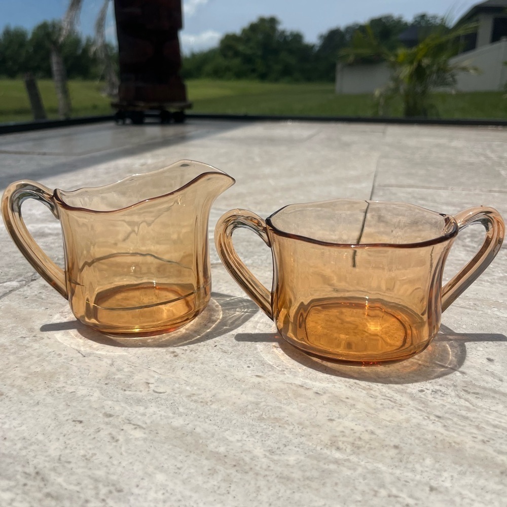 Cambridge Glass Amber Creamer & Sugar
